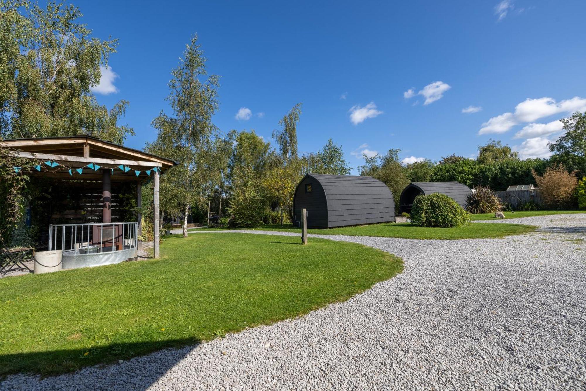The Little Hide - Adult Only Camping Pods — Photos 3